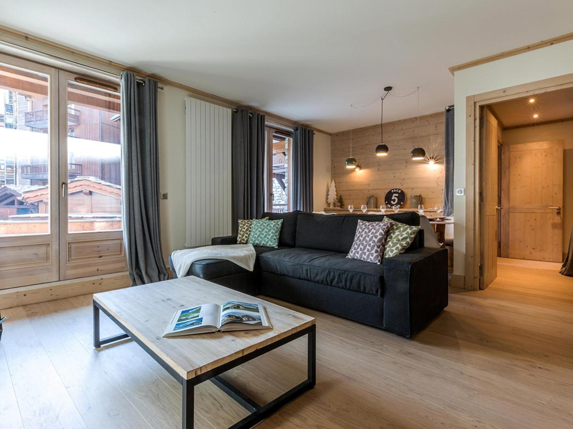 Centre-ville, Proche Pistes Et Commerces, 6 Pers., 2 Ch., Balcon, Parking Inclus - Fr-1-519-5 * Val-d'Isere